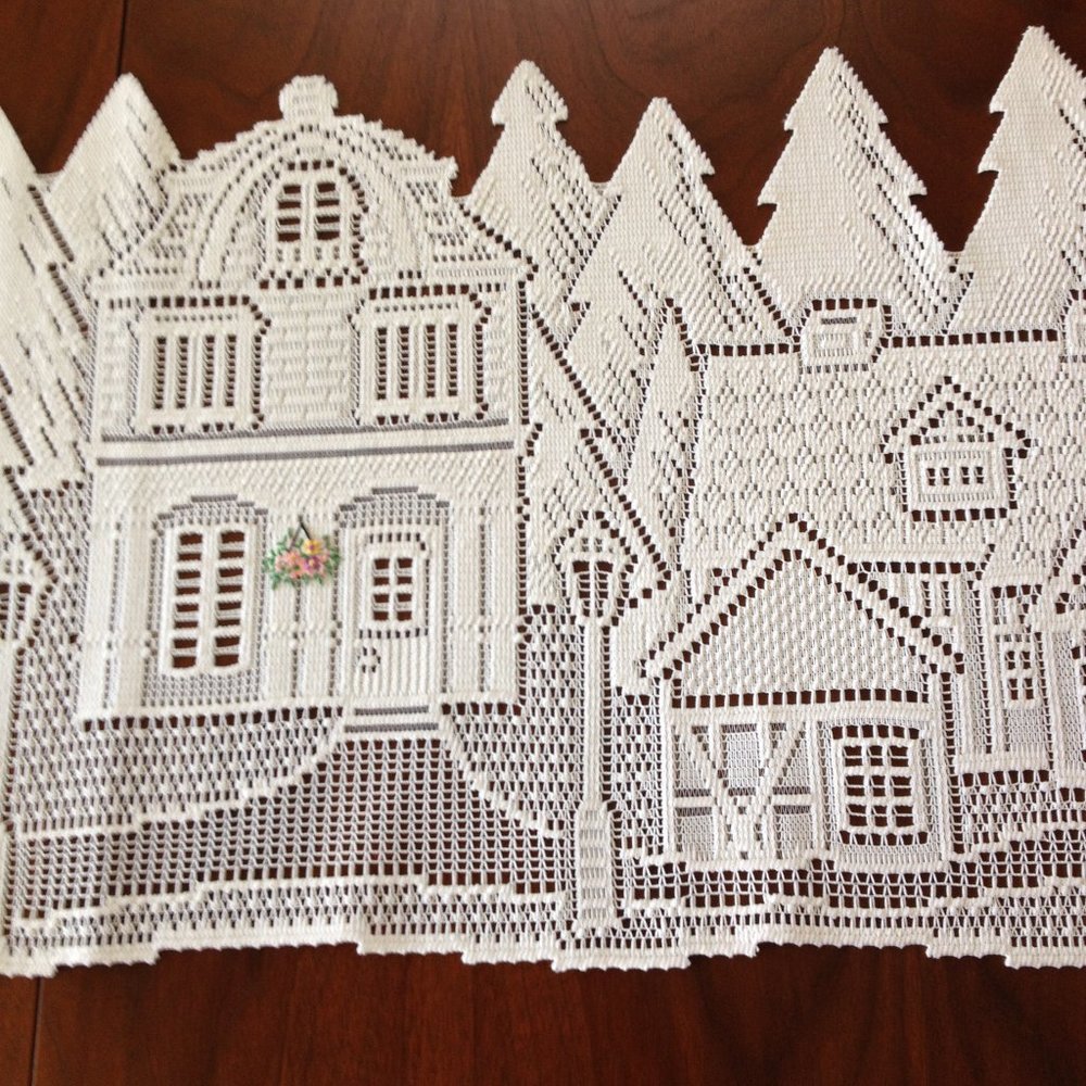 Victorian Houses Lace table runner.